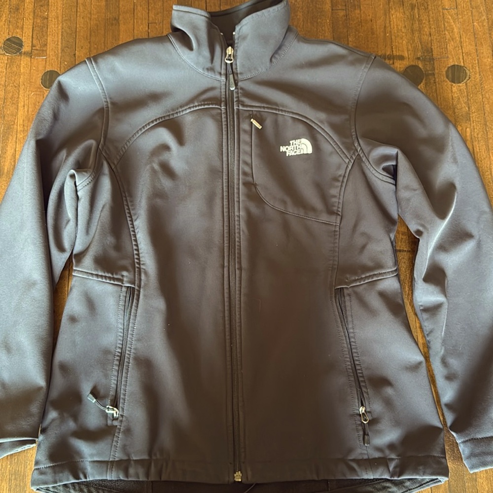 Womens black north face windwall jacket